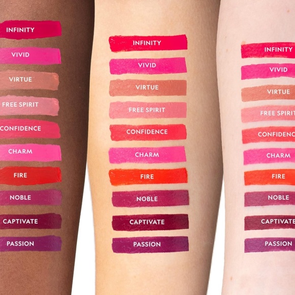 NWT YENSA Super 8 Vibrant Silk Lipstick with Semi-Glossy Finish - (VIVID) - Picture 7 of 10